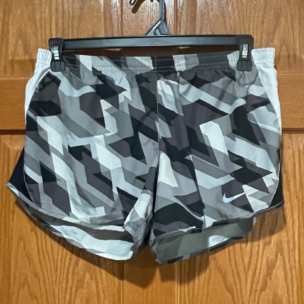 NIKE Dri-Fit Women L Black Gray Geometric Built in Brief Athletic Running Shorts